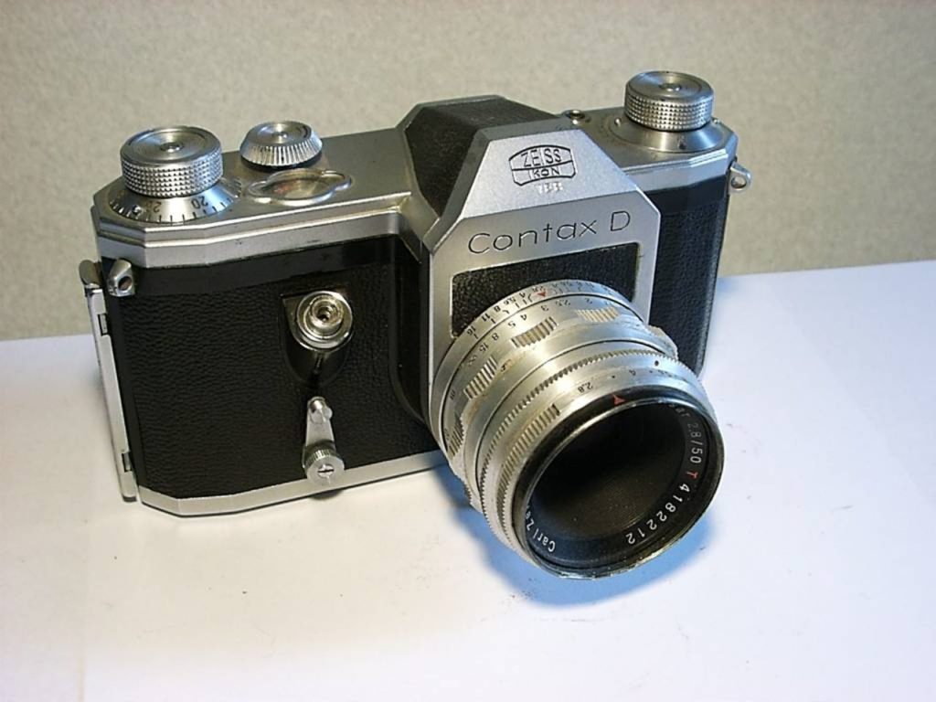 Contax D