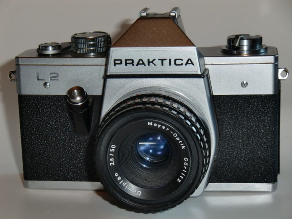 Praktica  L2